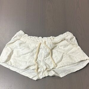 Roxy Women's Cream  Shorts
